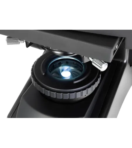 Levenhuk 870T Biological Trinocular Mikroskops