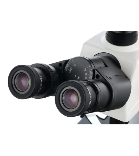 Trinokulārais mikroskops, Levenhuk MED D45T LCD digitālais