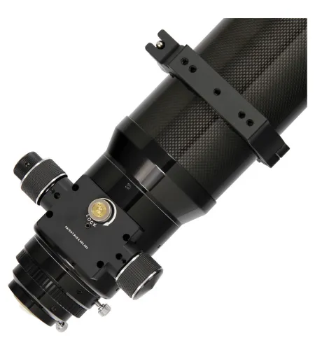 Apochromatic refractor telescope Pro APO AP 110/660 ED Carbon OTA Omegon
