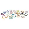 Mega Bracelets, Buki