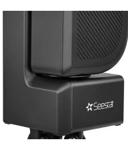 ZWO viedais teleskops ar rasas aizsargu, putekļu vāciņu un objektīva pārsegu Seestar S50