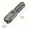 Compact and powerful flashlight with zoom - USB rechargeable 800mAh
