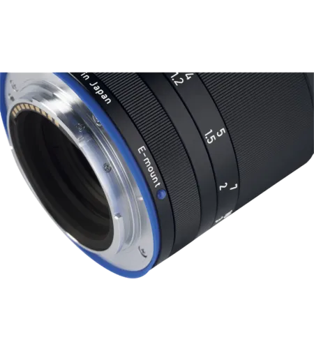 Zeiss Loxia 85mm f/2.4 Sony E