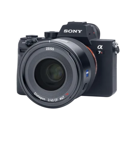 Zeiss Batis 40mm f/2.0 CF
